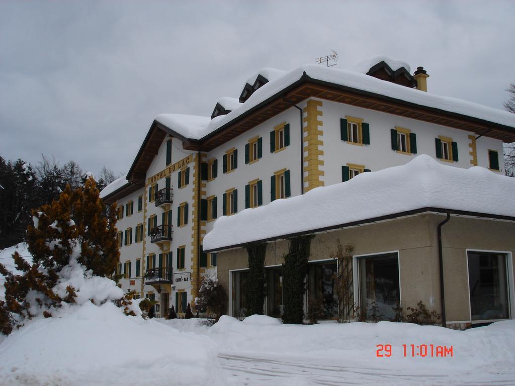 Hotel Du Lac Parc & Residence ラヴァローネ エクステリア 写真